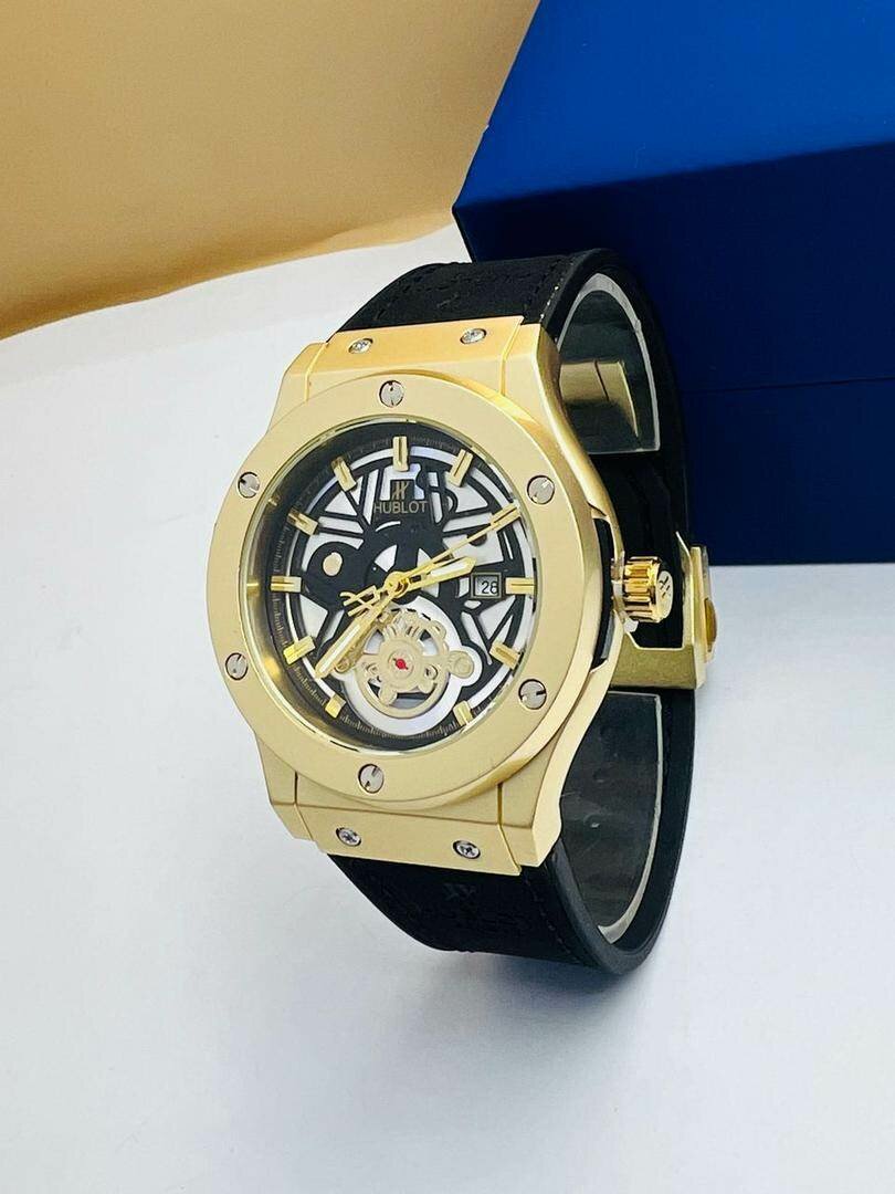 Montre de luxe en or Hublot