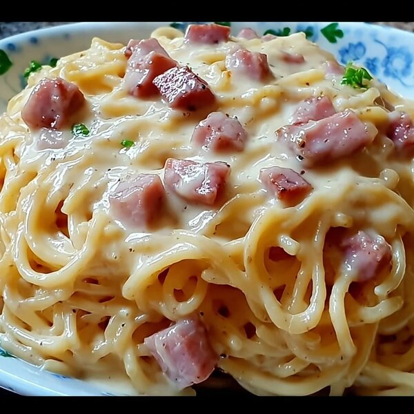 Spaghetti saucisse poulet