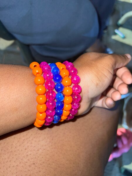 10 Bracelets en perles