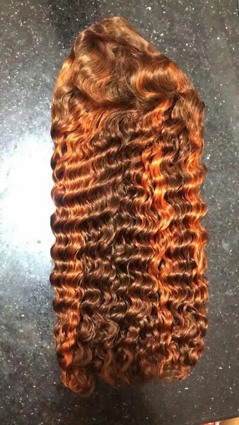 Full lace frontal wigs