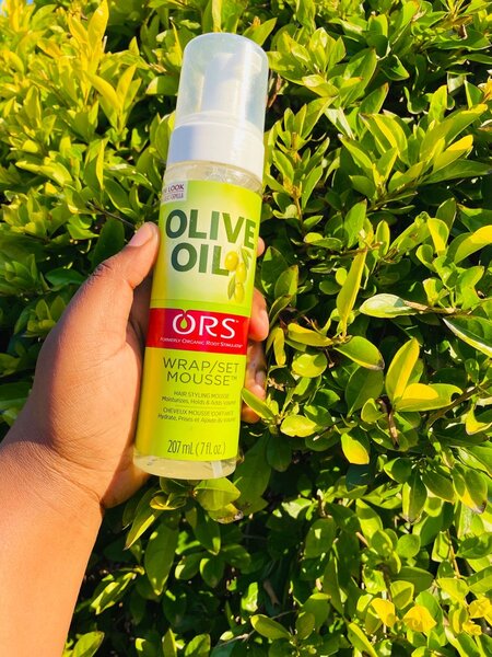 Mousse Coiffante ORS Olive Oil