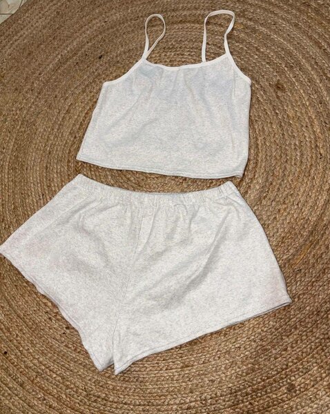 Ensemble de lingerie femme gris