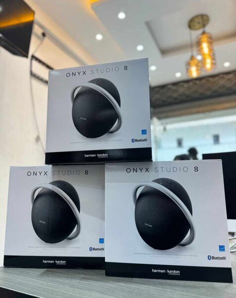 Harman Kardon Onyx Studio 8 Bluetooth Speaker