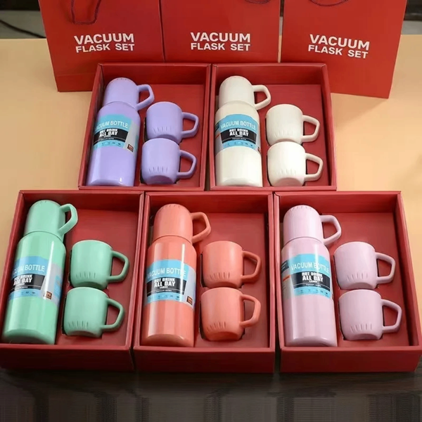 Ensemble Thermos et Tasses