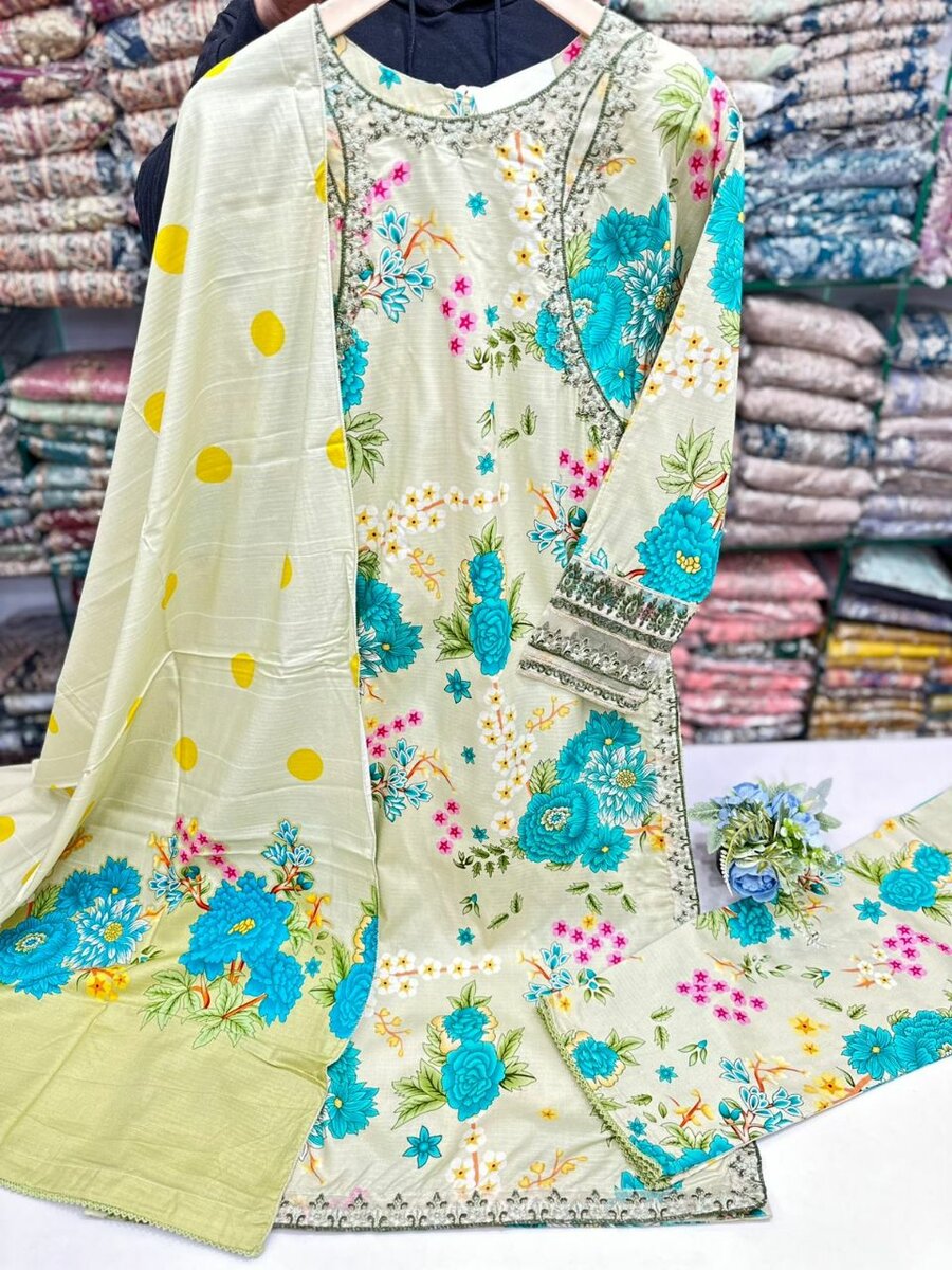 New arrival line stitch 3 pc S,m,L dc free