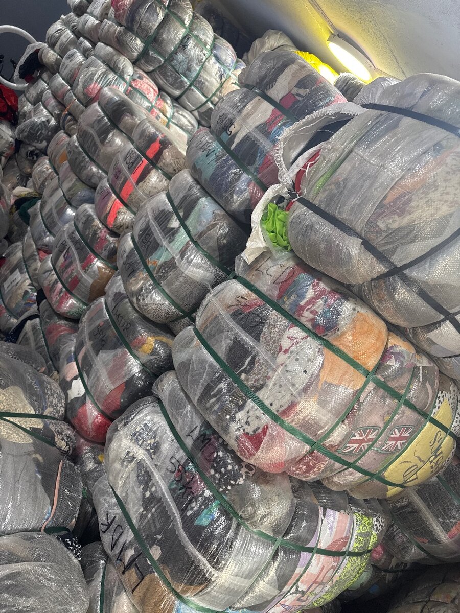 Lot de vêtements vintage