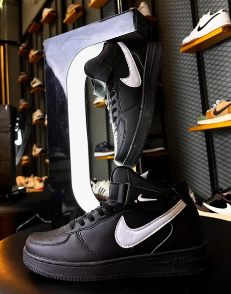 Black Nike Air