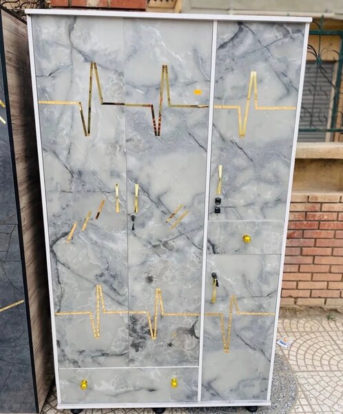 Armoire moderne en marbre