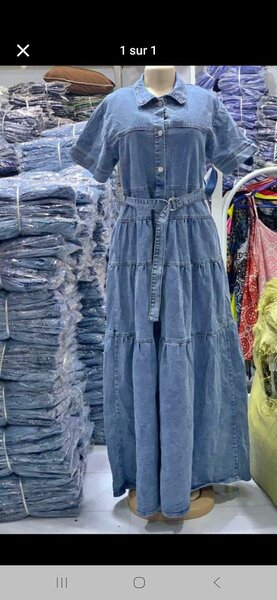 Robe Maxi Bouton Ceinturée