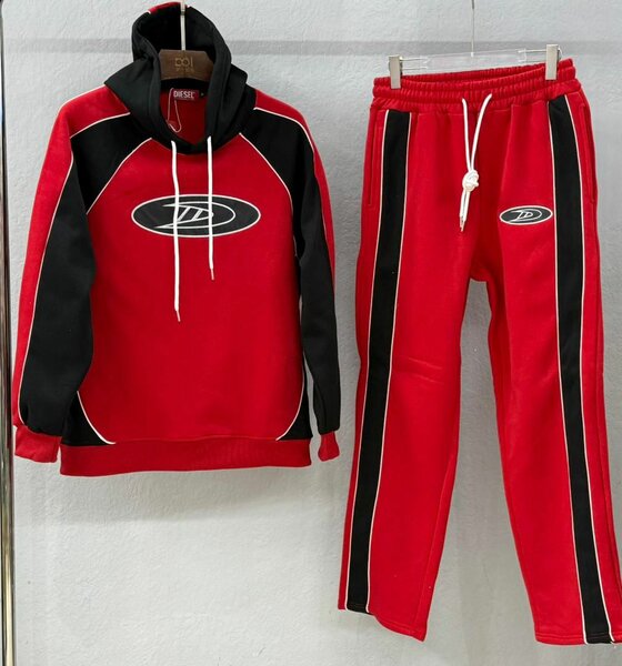 Ensemble survêtement sportswear