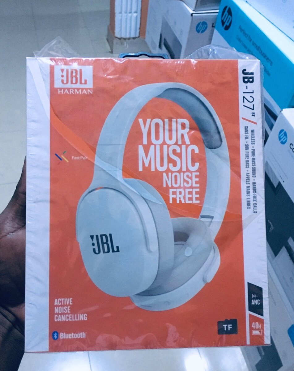 JBL 127 Bluetooth Headset