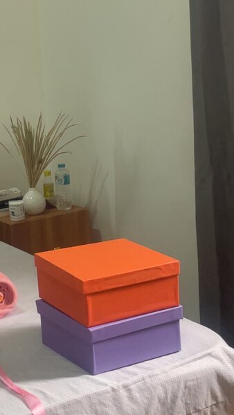 Gift boxes (box with cover)