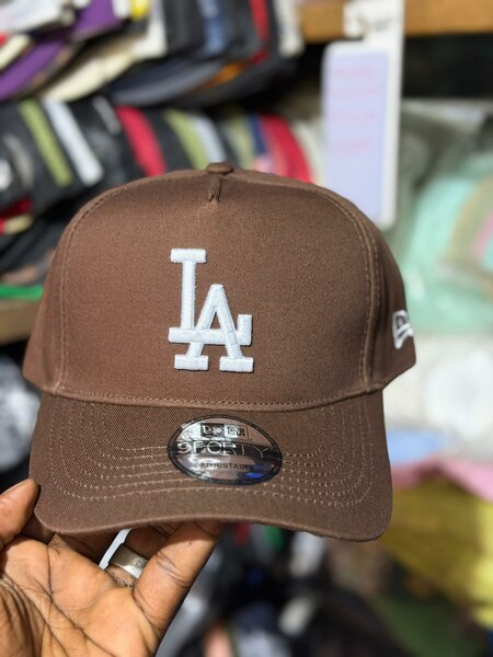 Casquette marron LA