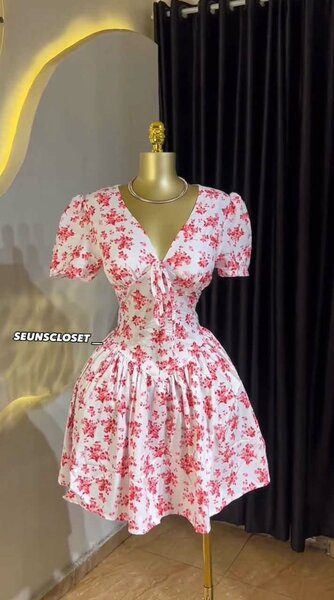 Robe à fleurs élégante