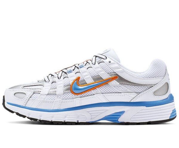 Nike avec son carton