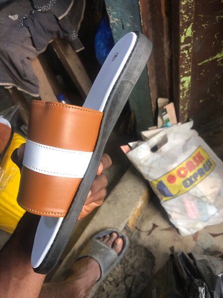 Claquettes unisexes confort