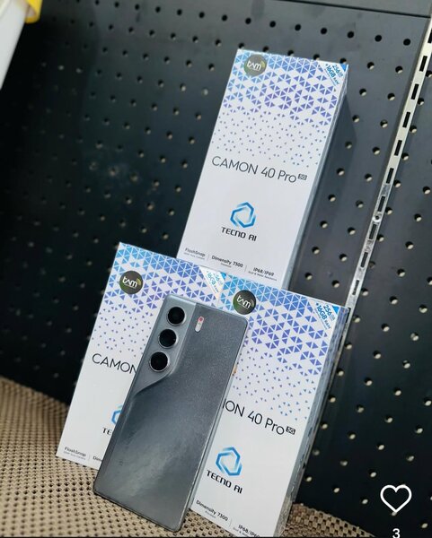 TECNO Camon 40 256GB 16GB RAM