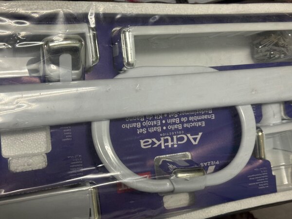 Ensemble de salle de bain en acier inoxydable