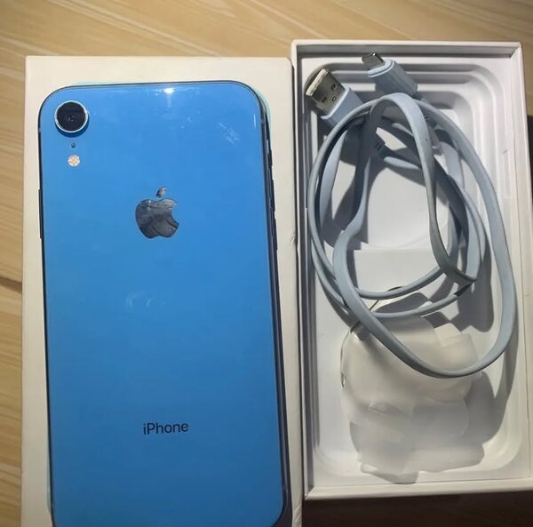 iPhone XR