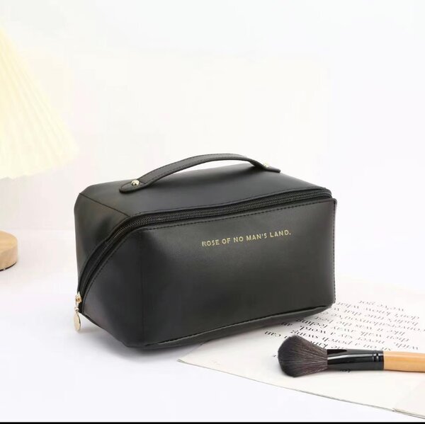 Косметичка