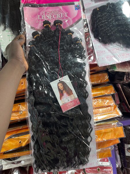 Cheveux Synthétiques Ondulés