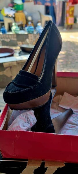 Escarpins à talons hauts élégants