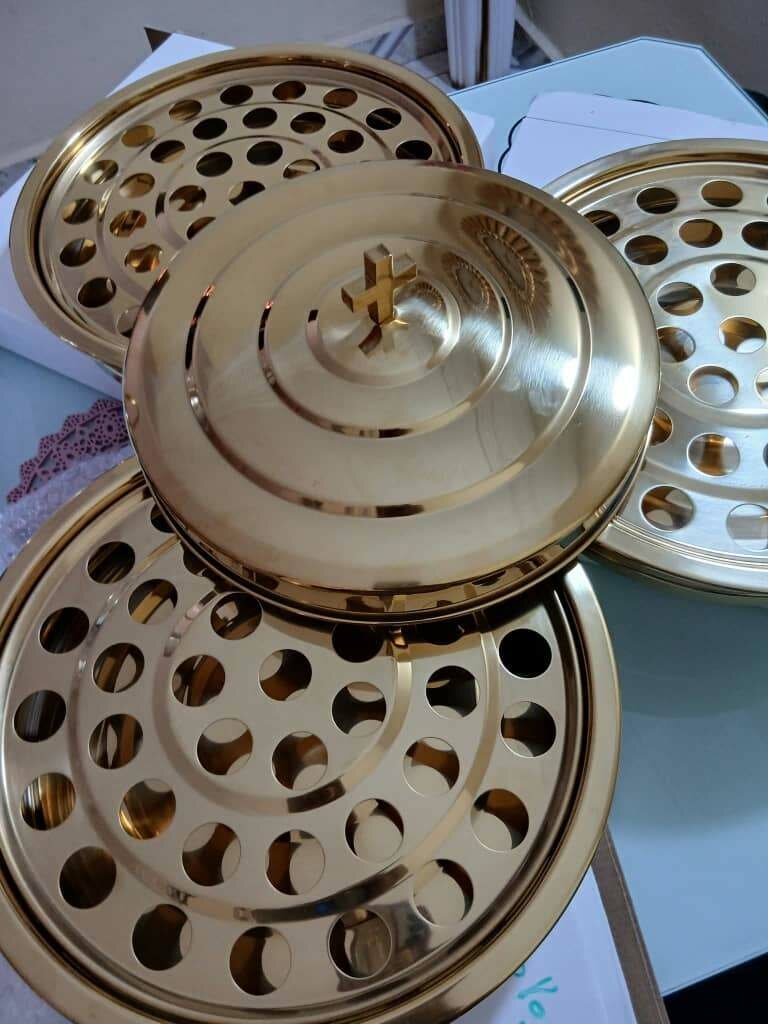 Contenant a verre sainte-cène