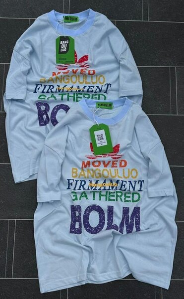 T-shirts imprimés colorés