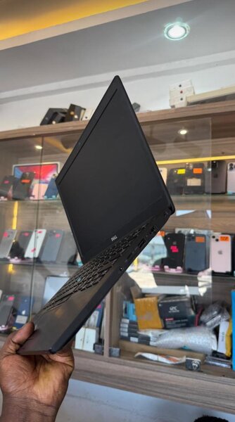 Dell Latitude 7480