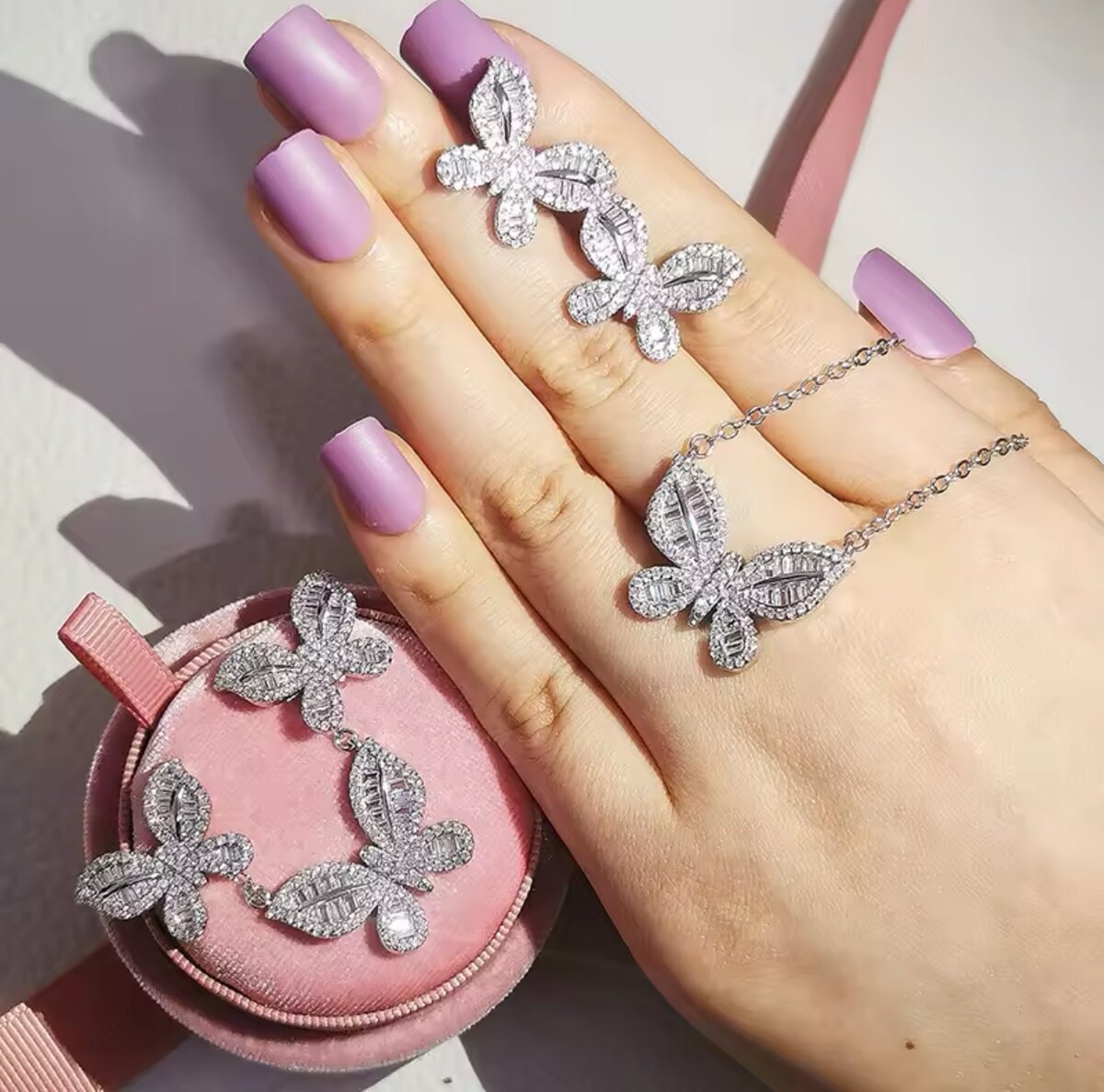 Stainless steel necklace set