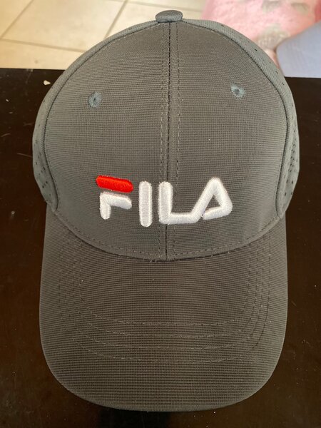 Fila cap