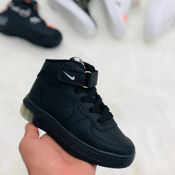 Unisex sneakers for boys and girls