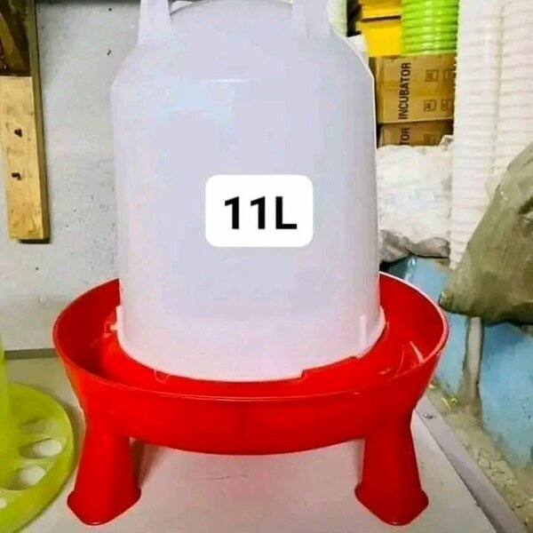 Distributeur d'eau automatique pour volailles 11L