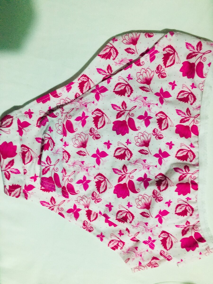 Lot de brassières fleuries