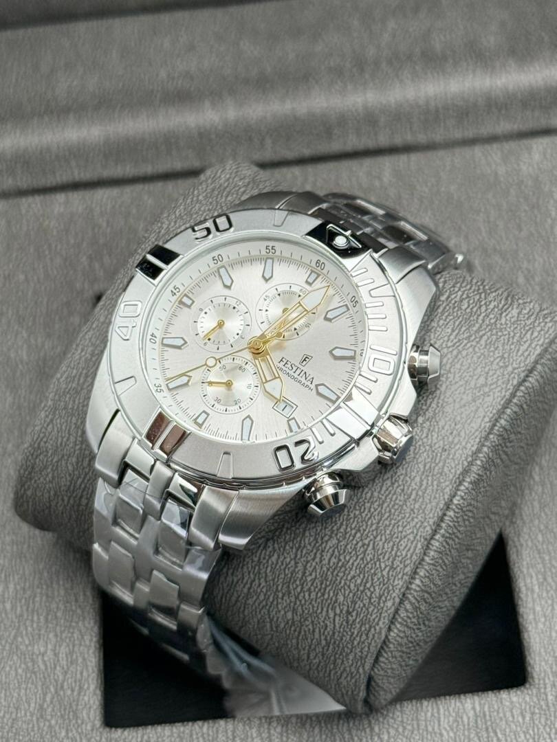 Montres Chronographes Homme Élégants