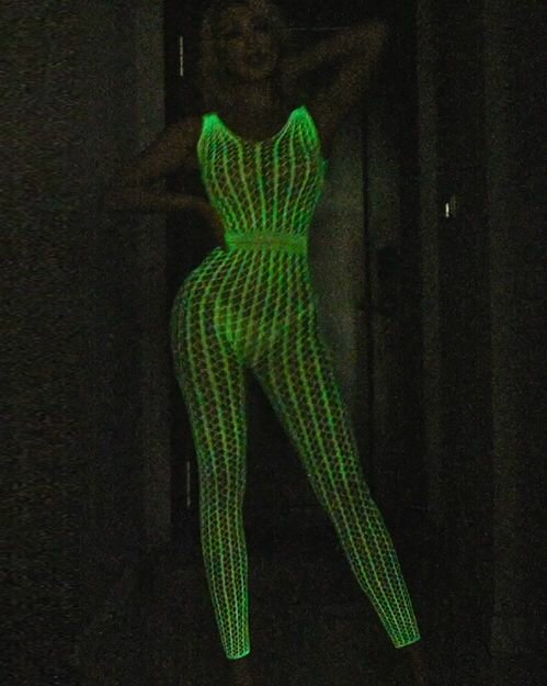Combinaison lumineuse sexy