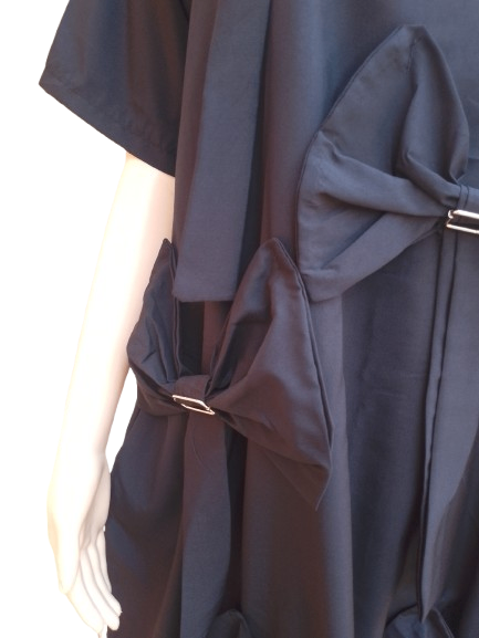 Ladies Free Gown-Black-Medium