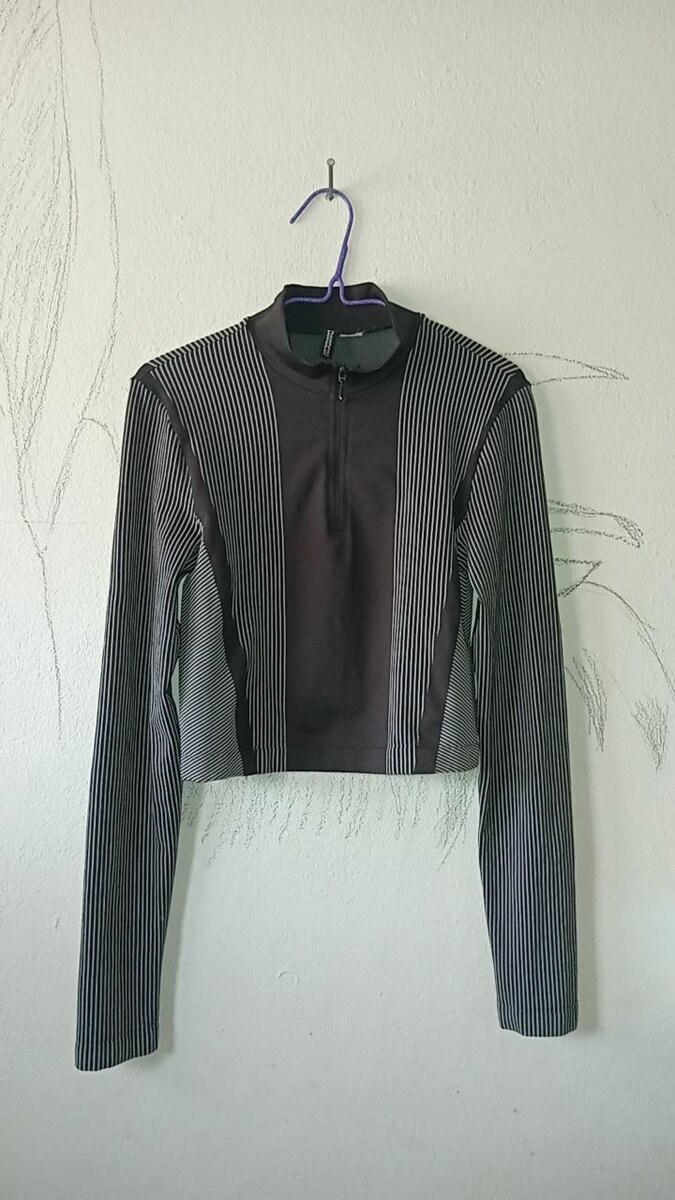 Top court à rayures