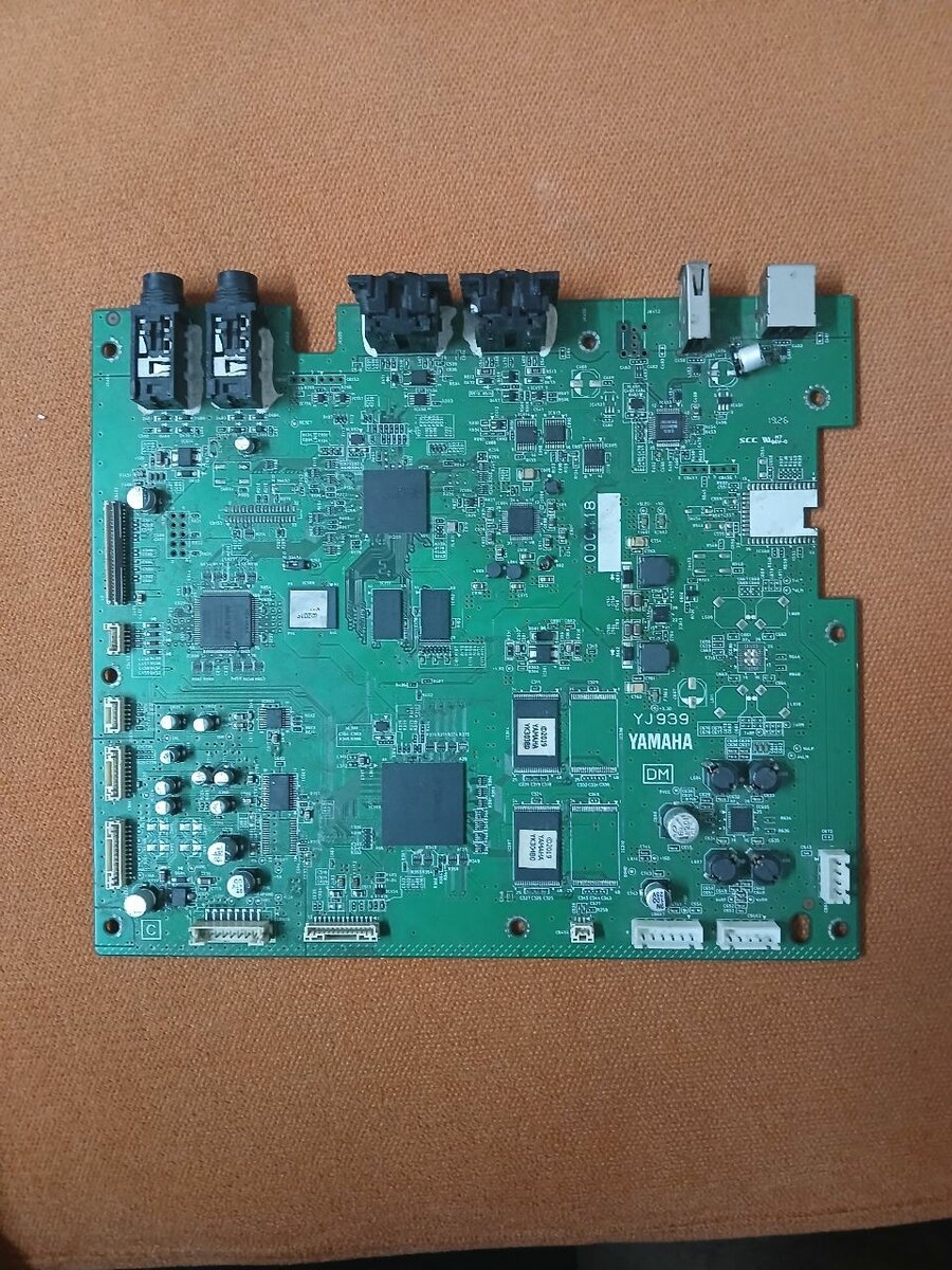 Depanage et  Carte mère Yamaha