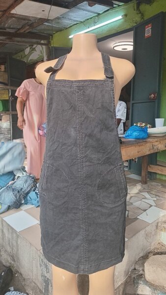 Robe tablier en denim