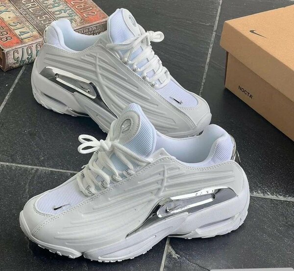 Baskets running blanches