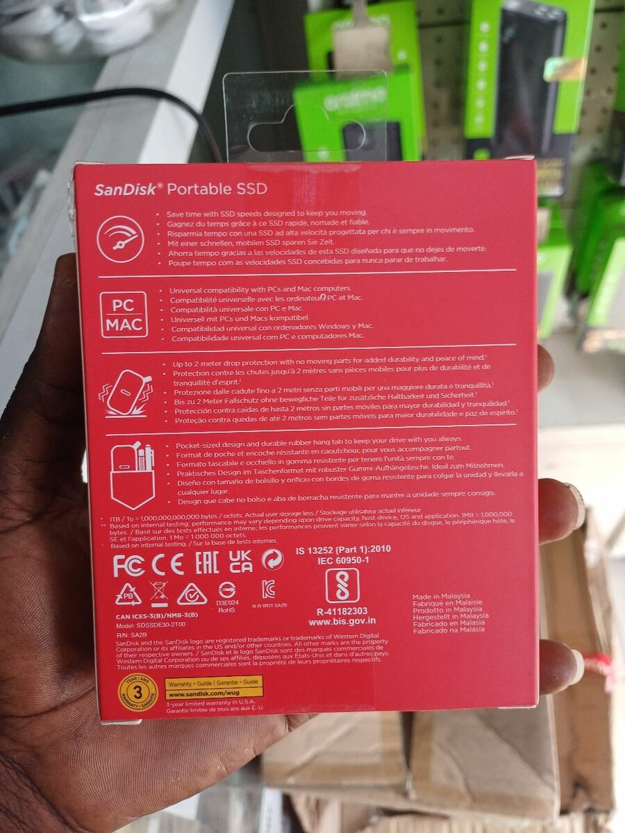 SANDISK 2TB SSD PORTABLE EXTERNAL HARD DRIVES