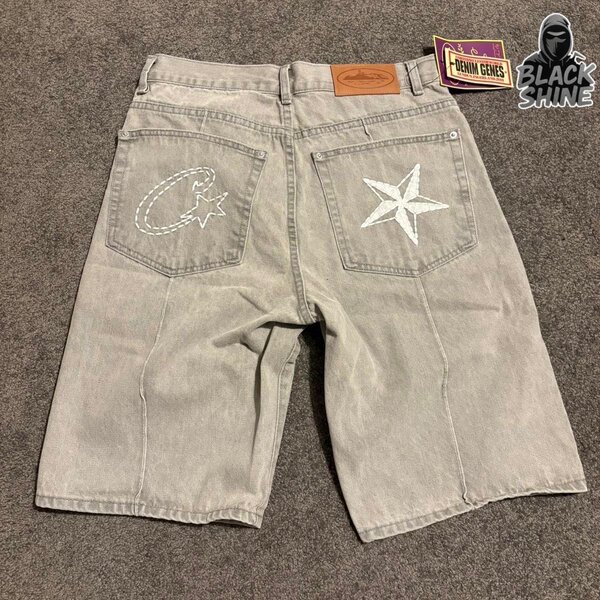 Shorts en jean gris étoilé