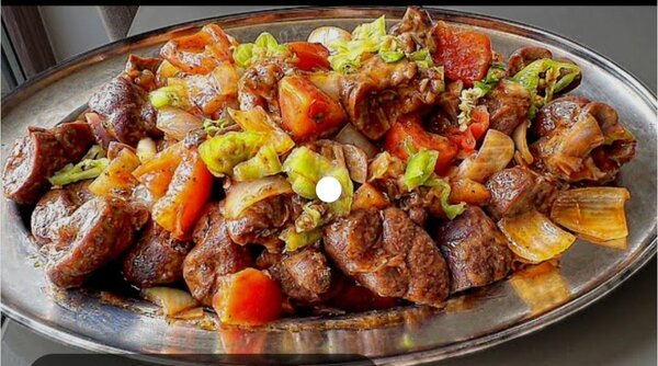 Plat de viande épicée