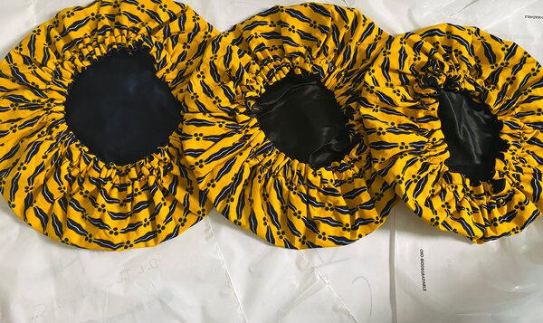 Bonnet mi-PAGNE et SATIN (L)