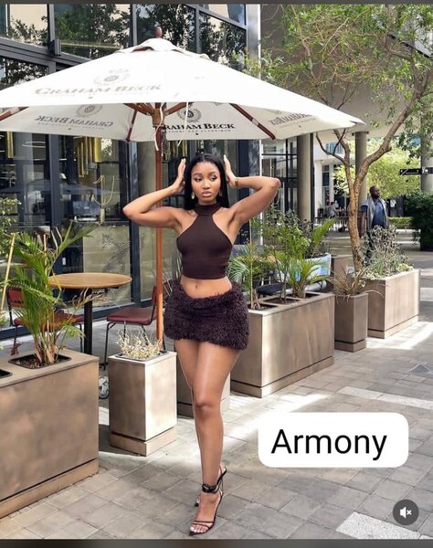 Complet jupe et haut sauter