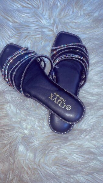 Sandales élégantes strass