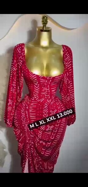 Robe élégante à manches longues