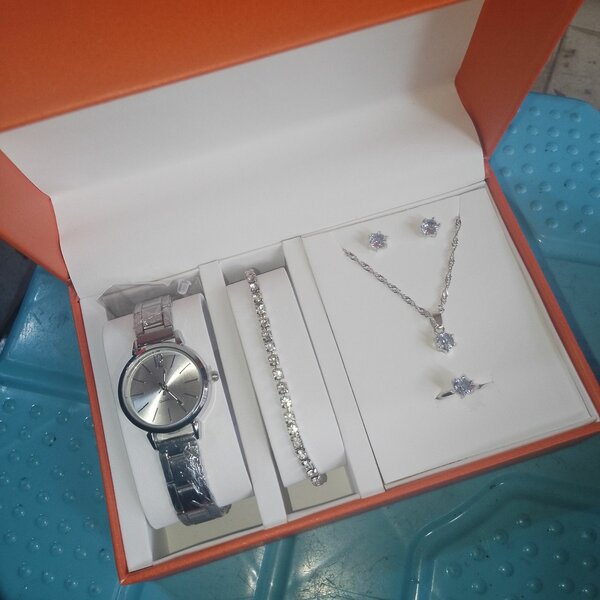 Ensemble bijoux 5 en 1 en acier inoxydable