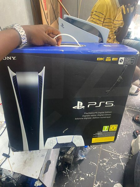 Playstation 5 (PS5) standard